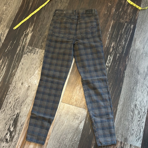AE grey plaid skinny jeans - Picture 9 of 9